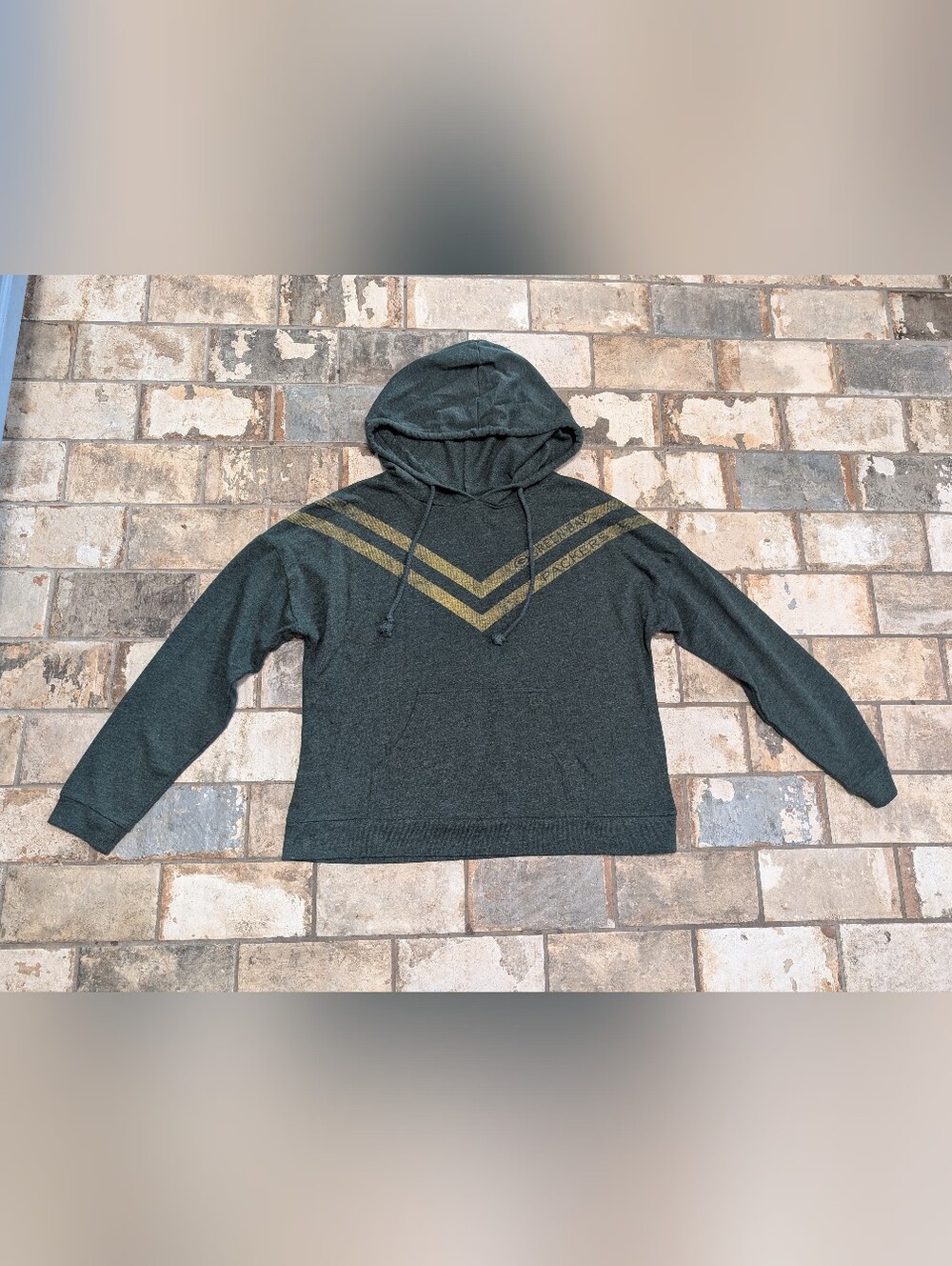 NFL Team Apparel Green Bay Packers Heather Green Pullover Hoodie Women's Large